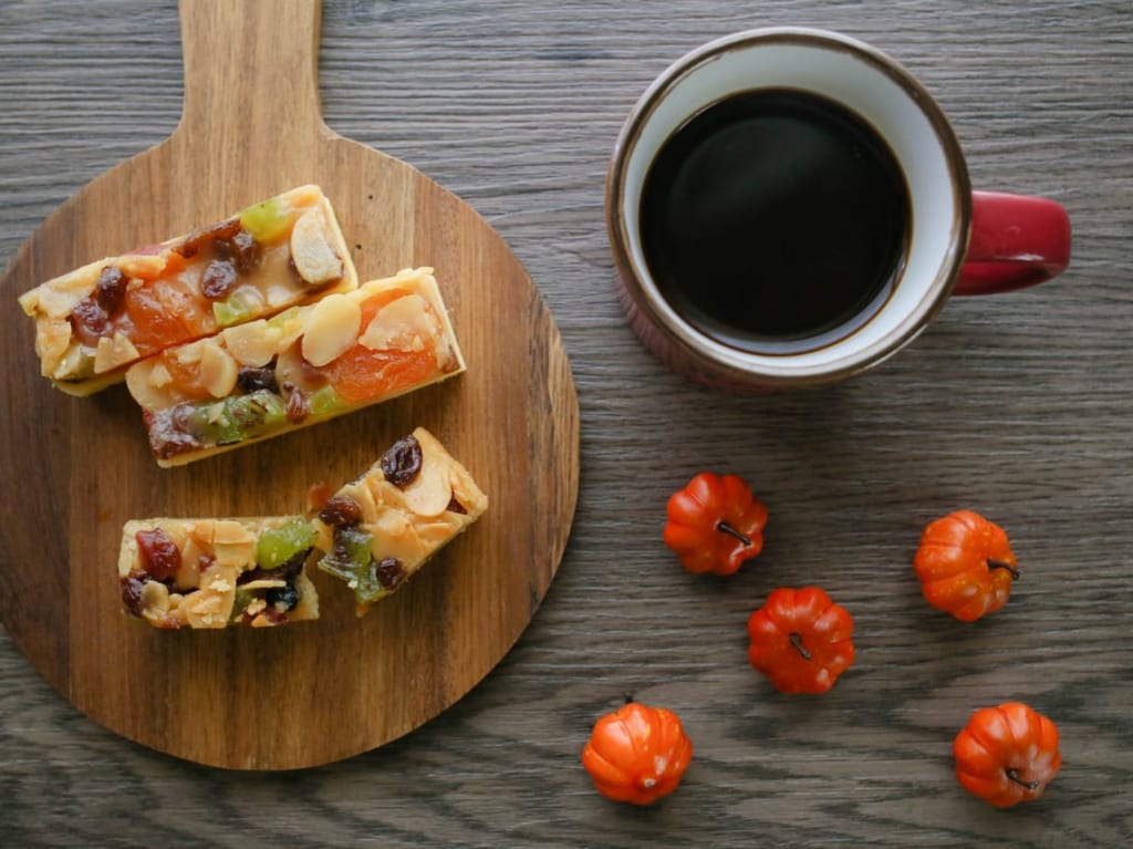 焼き菓子とコーヒーのイメージ