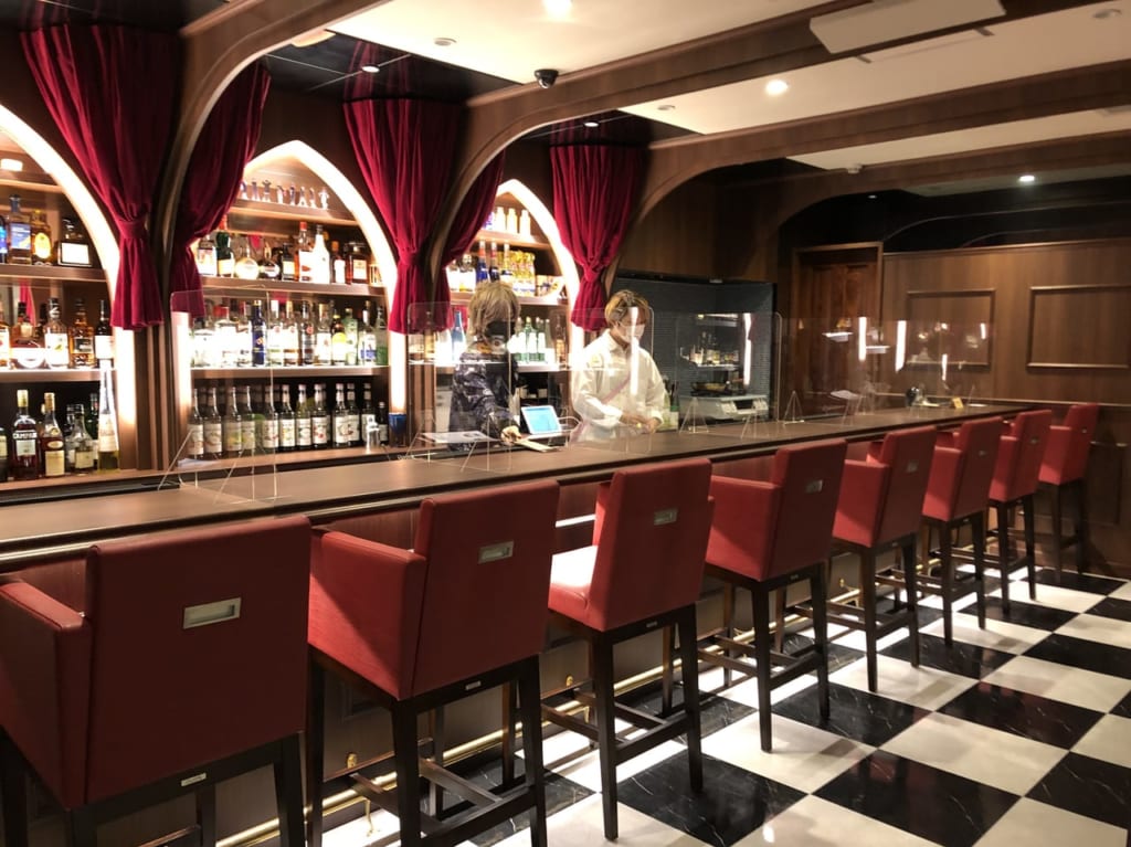 男装Cafe＆Bar ミスティーク