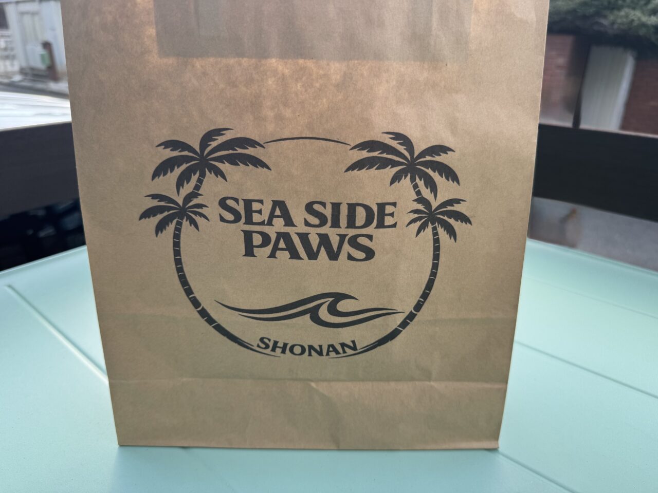 【藤沢市】鵠沼海岸に話題のドッグセレクトショップ「SEA SIDE PAWS SHONAN」が2月7日にオープンしました！ 犬と楽しめる湘南ライフの新スポット♪