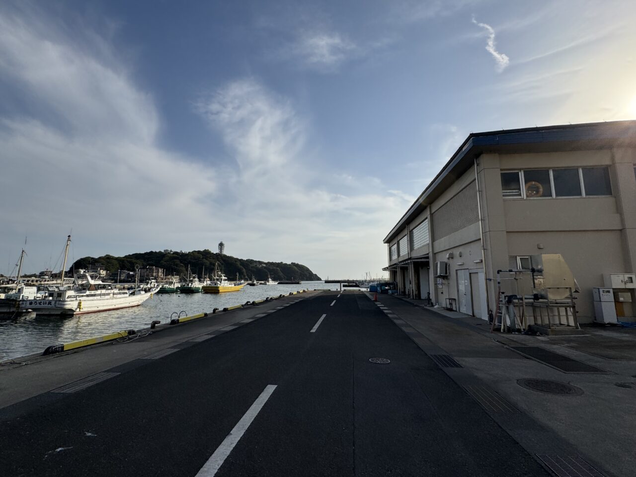 【藤沢市】漁港で味わう湘南グルメ！ 鮮魚販売もあります！ 「江の島フィッシャーマンズマルシェ」が片瀬漁港で4月18日に開催されます♪