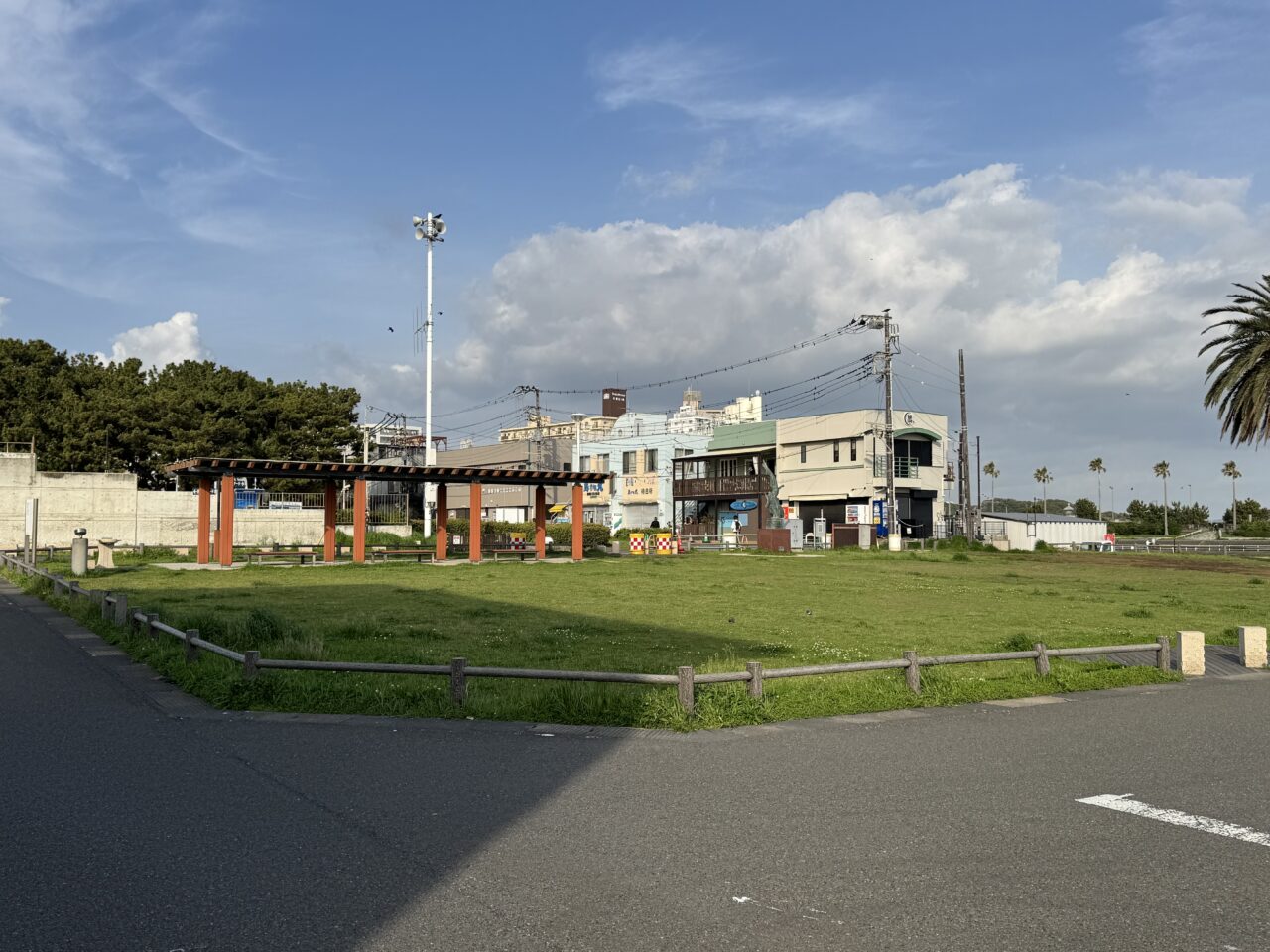 【藤沢市】漁港で味わう湘南グルメ！ 鮮魚販売もあります！ 「江の島フィッシャーマンズマルシェ」が片瀬漁港で4月18日に開催されます♪