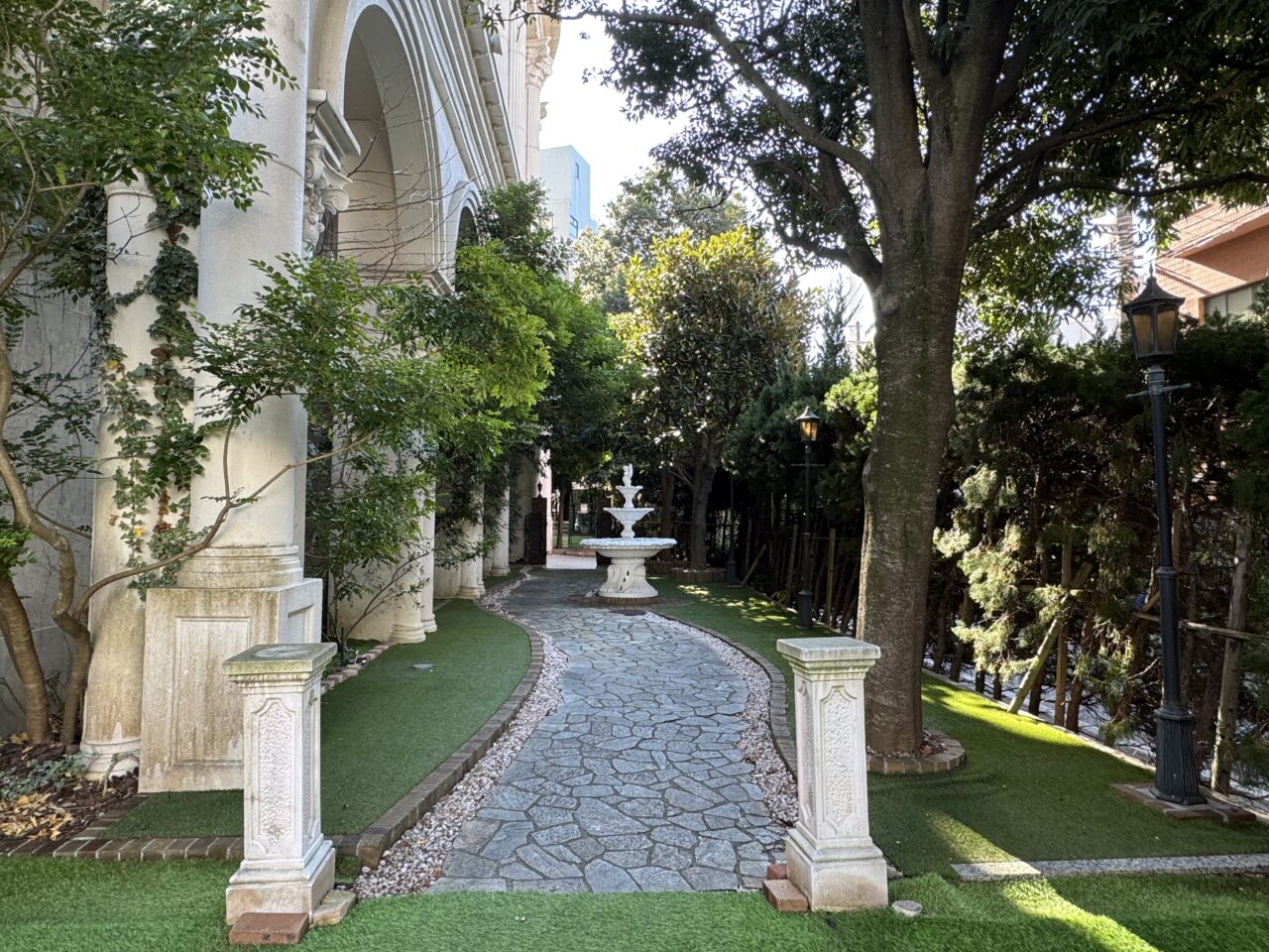 【藤沢市】「湘南鎌倉クリスタルホテル」の「ワンちゃん同伴宿泊プラン」が2026年1月末で終了します。