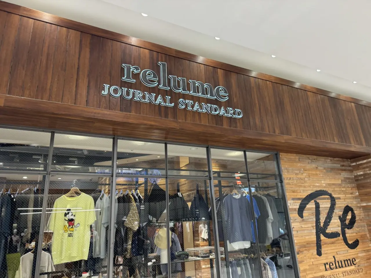 JOURNAL STANDARD relumeとJ.S. PANCAKE CAFE 一時閉店