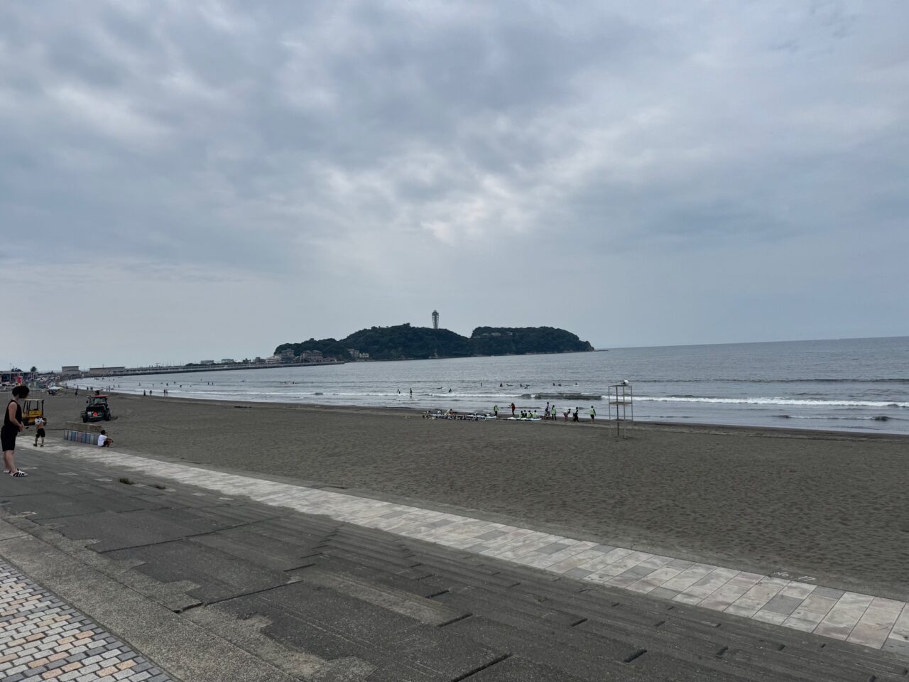 『江の島海水浴場スペシャルドローンショー　ー江の島伝説ー天女と龍神』