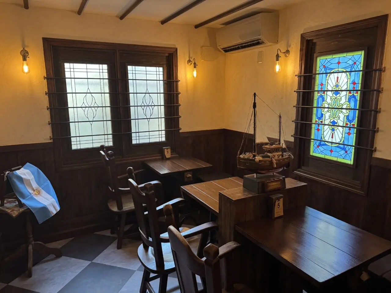 隠れ家カフェ「gaku no toboe」犬連れOK