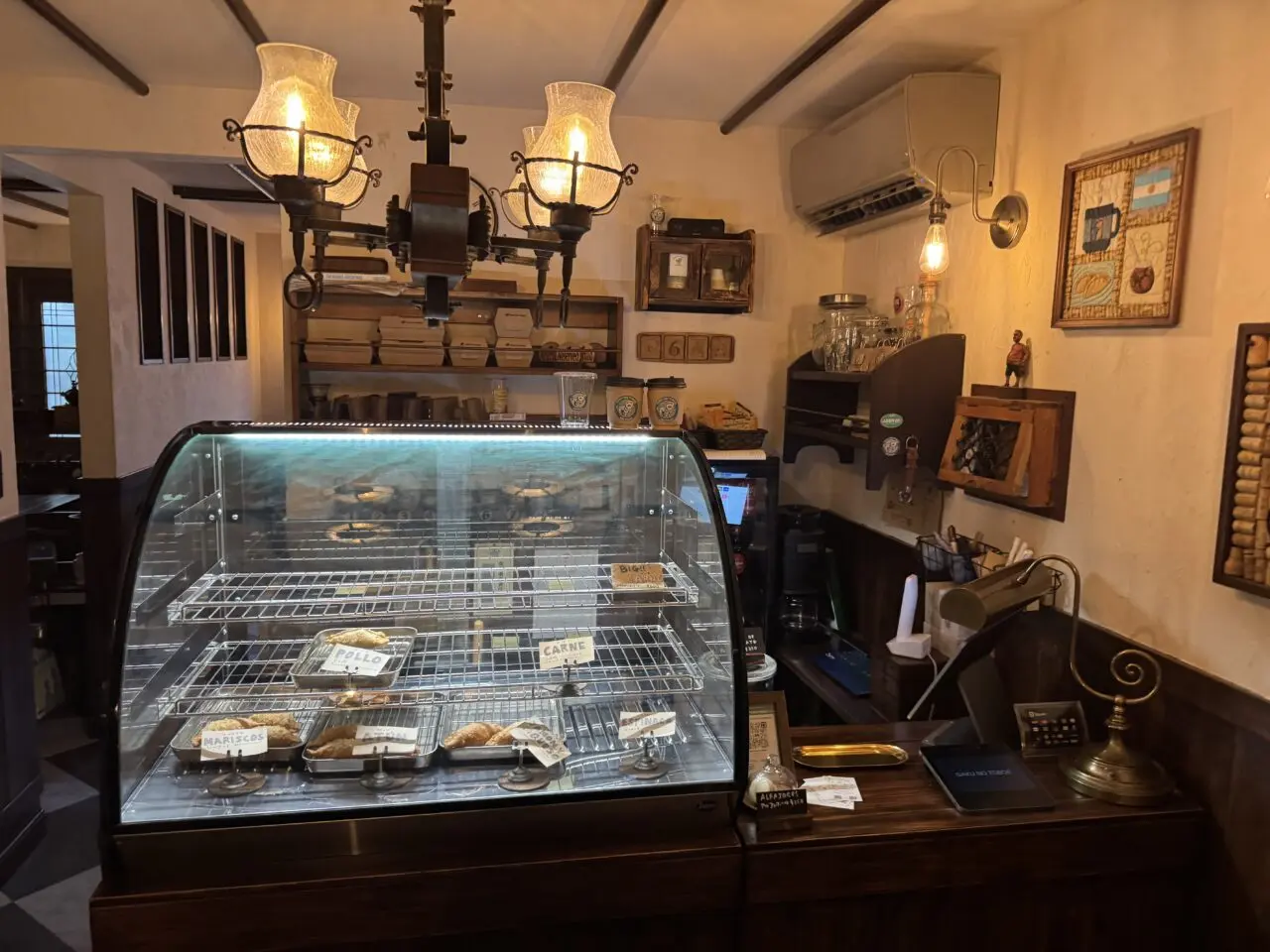 隠れ家カフェ「gaku no toboe」犬連れOK