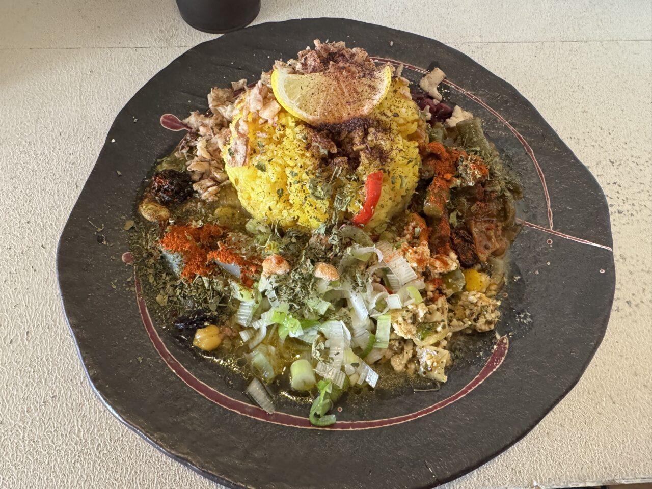 湘南台6丁目の人気店『きなこカリー』が駅徒歩2分の新拠点へ！ 11月28日に湘南台2丁目に移転オープンします♪