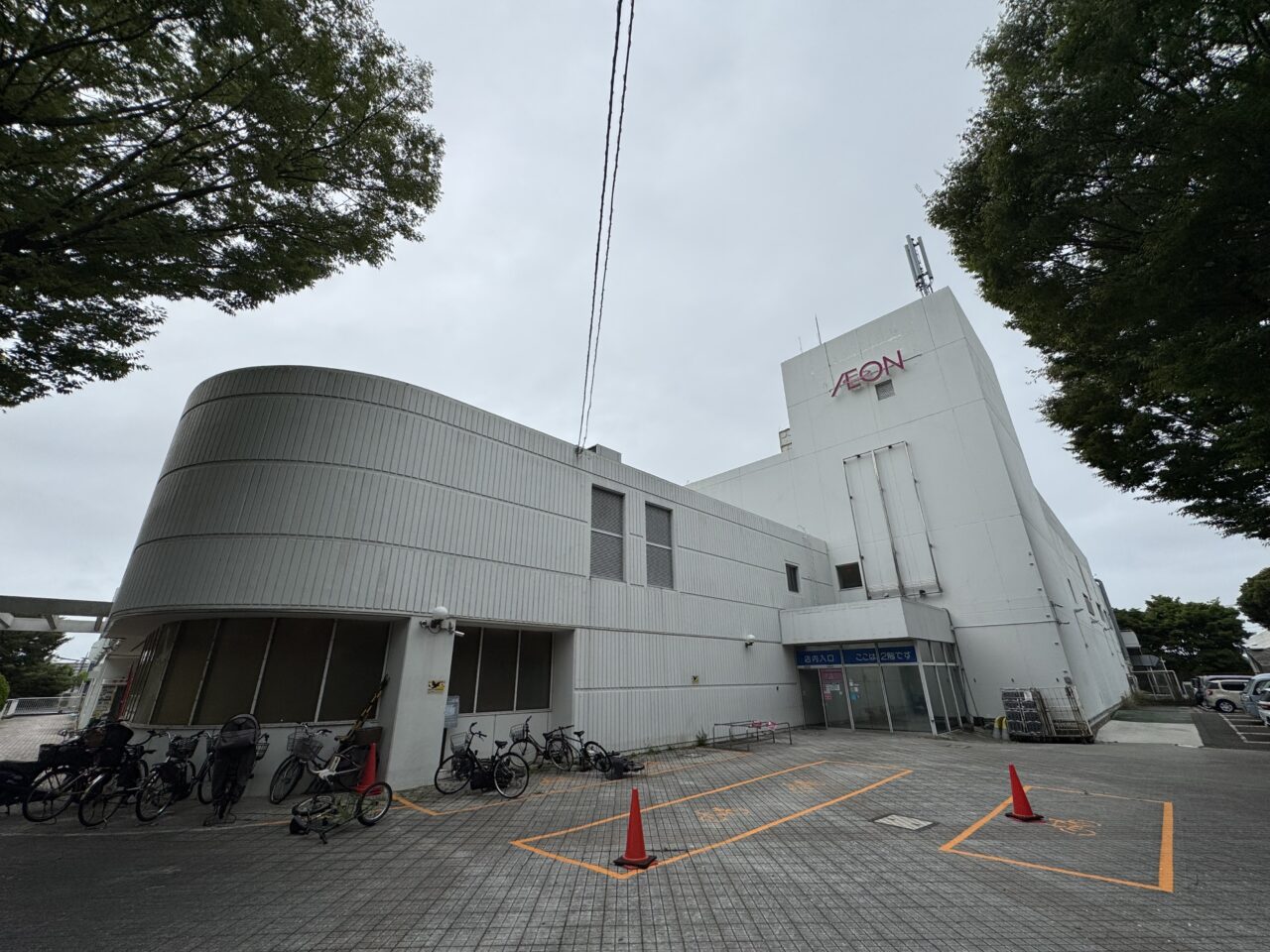 【藤沢市】イオン藤沢店で、フリーマーケット＆クリスマスライブ『41年ありがとう 2025感謝祭』が開催されます♪