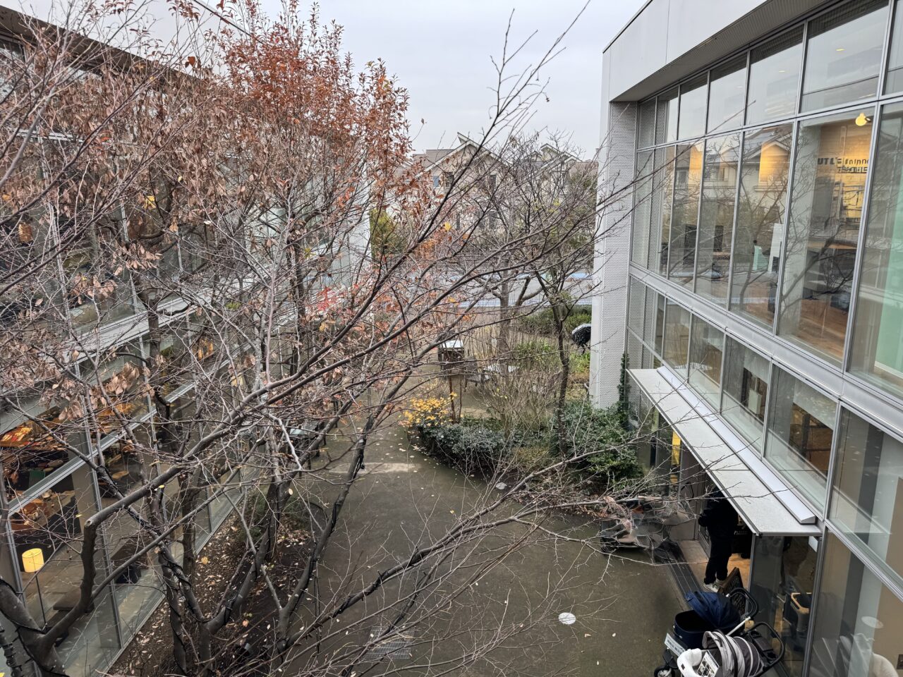 【藤沢市】アンティークと出会う週末♪ 湘南T-SITEで人気のイベント「湘南蚤の市」が1月10日・11日に開催されます。