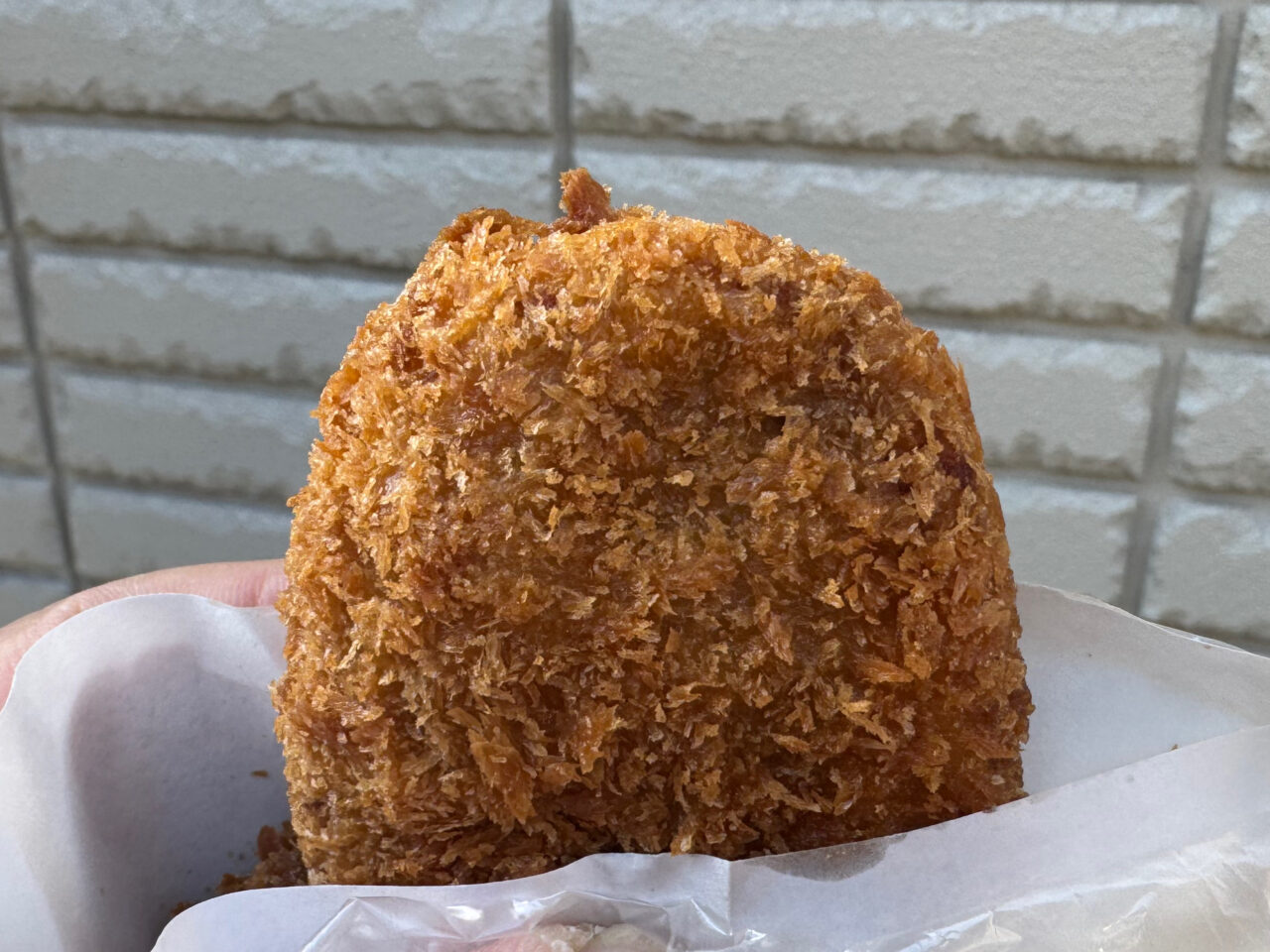 【藤沢市】鵠沼海岸商店街の老舗「鈴木精肉店」が、2月10日にリニューアルオープン! 名物「湘南ポテトコロッケ」が人気です♪