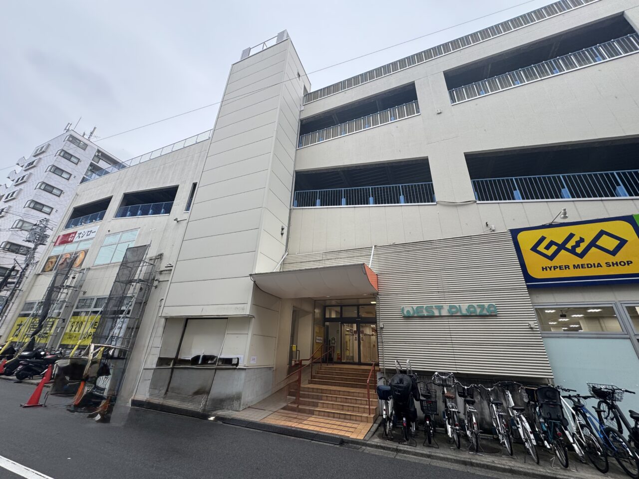 【藤沢市】湘南台ウエストプラザ1番地で、5月にオープンを予定している新店舗の配置が判明! ベローチェ&トレファクの場所が明らかに。