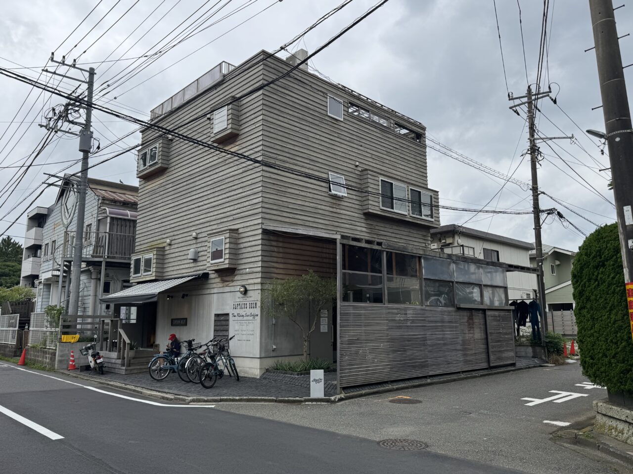 【藤沢市】湘南初出店！ 俳優・坂口憲二さんが手がける「The Rising Sun Coffee 湘南店」が7月4日鵠沼海岸にオープンしました！ 話題のカフェをレポート