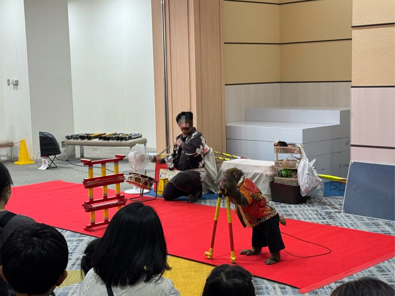 【藤沢市】観覧無料! 湘南モールフィルで「日光さる軍団 猿まわし」が開催されます! 1日7回公演で買い物の合間にも楽しめます♪