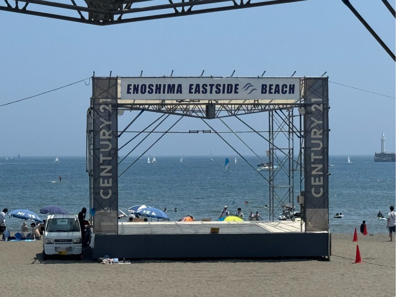 【藤沢市】最新ヒーローが湘南の海にやってくる！ 8月８日、片瀬東浜海水浴場で「角醒ハンター オメガホーン＆超宇宙刑事ギャバン インフィニティ」キャラクターショーが開催されます♪