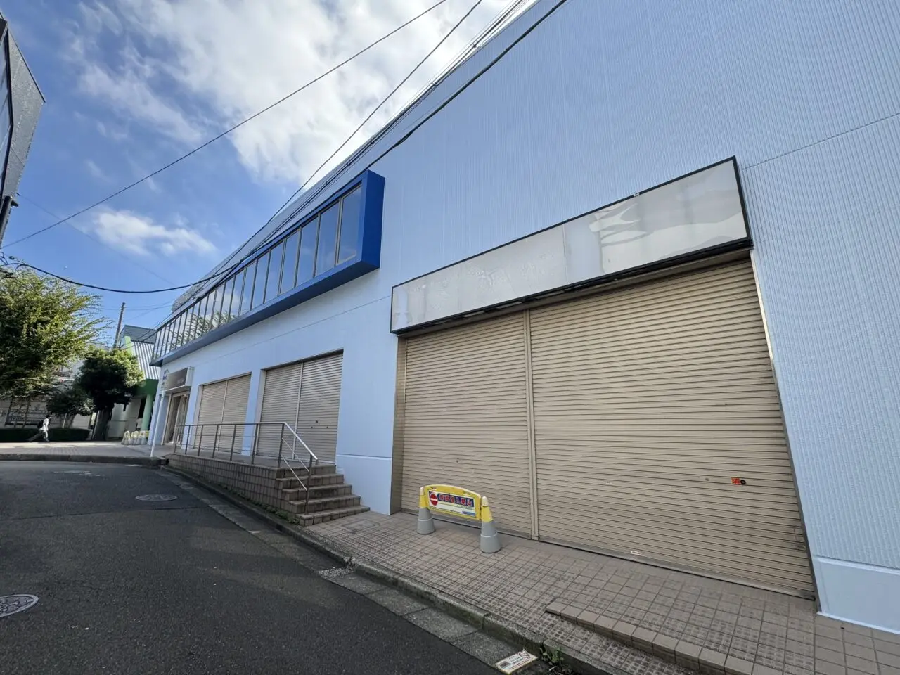 【藤沢市】六会日大前駅前、小田急マルシェ1階の「庄や」跡地に「ダイソー」がオープン予定です♪