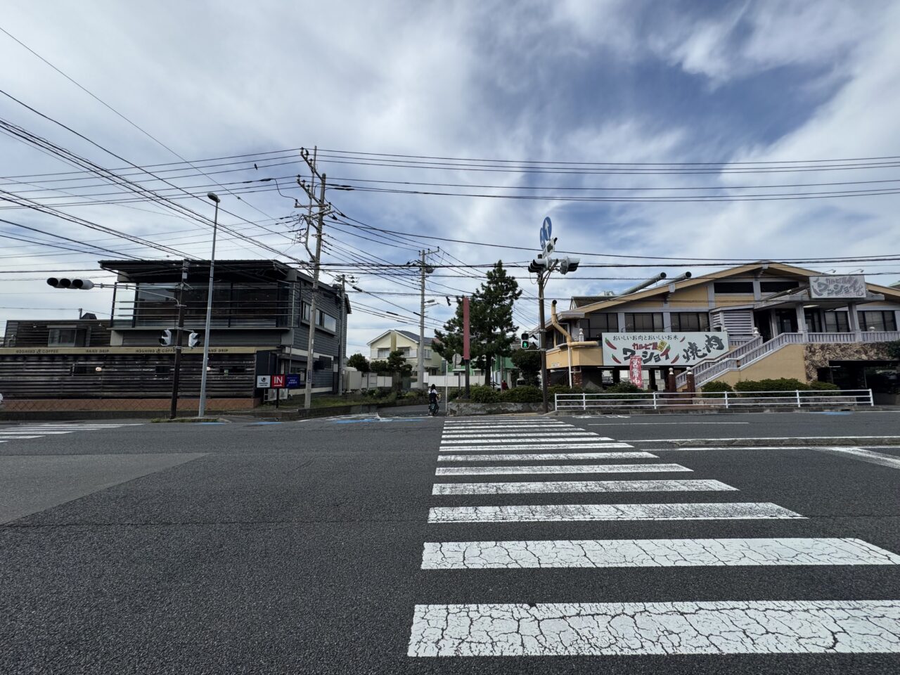 【藤沢市】三軒茶屋で人気の深夜食堂「食堂おさか」が辻堂に出店! お惣菜・お弁当・おむすび・パンが並ぶ「食堂おさか 湘南キッチン」が10月1日にプレオープン、2日にオープンします♪