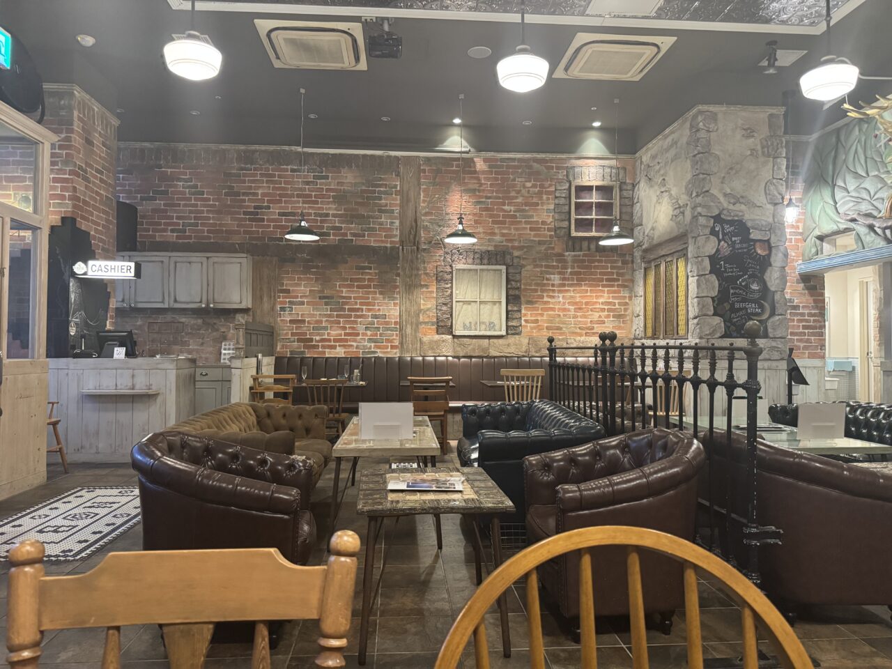 【藤沢市】天まで伸びるチーズグルメも話題に。Luz湘南辻堂1階にあった「CAFE NOB」が10月10日のランチ営業をもって閉店しました。
